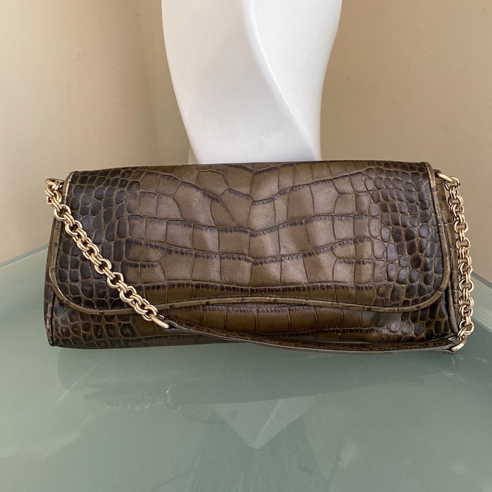 ANN Taylor Leather Baguette Top Handle Bag with Gold Chain Strap
